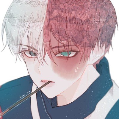 山西一载有学生车辆侧翻，已致两人死亡